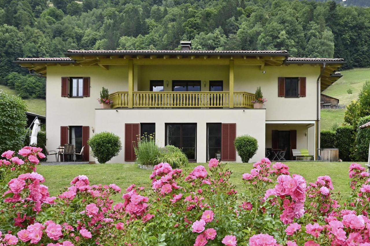 Ferienhaus Schwarzhans 쉬룬즈 외부 사진